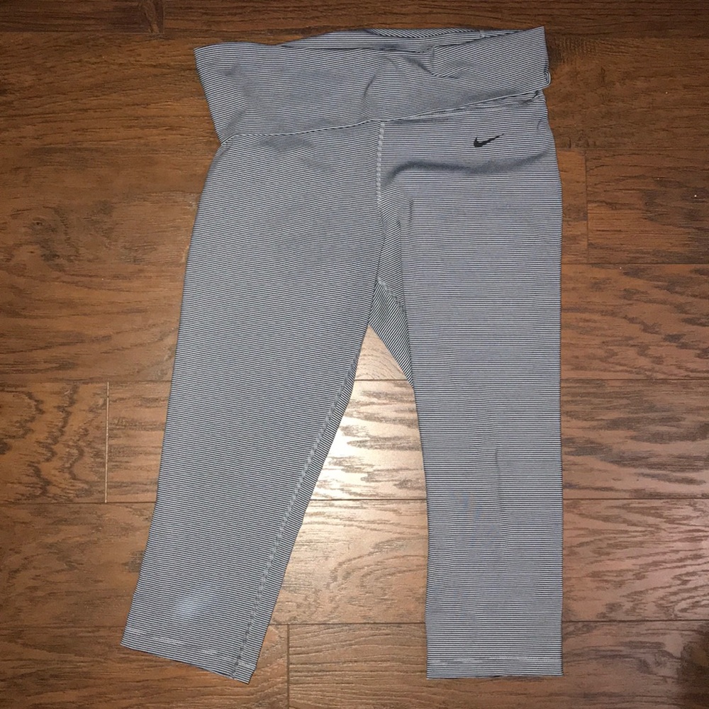 Nike leggings